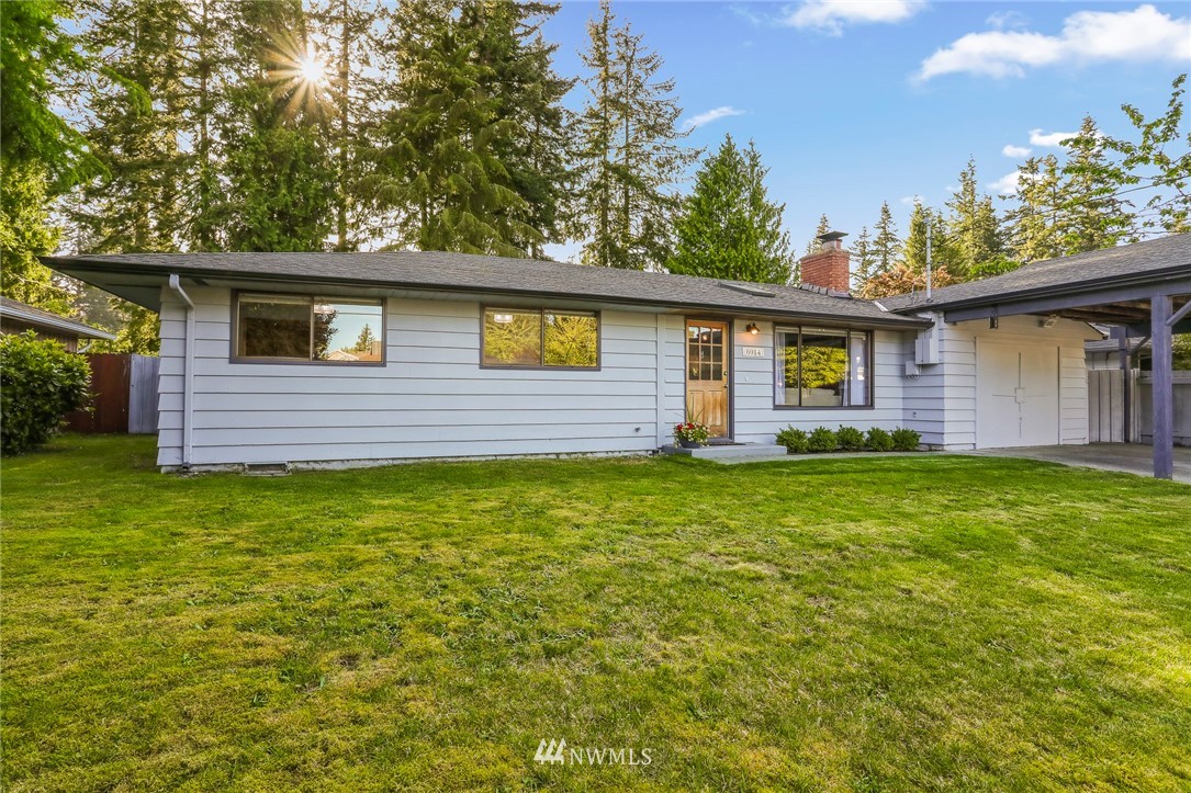6914 Morgan Road Everett, WA 98203 - Photo 2 of 39