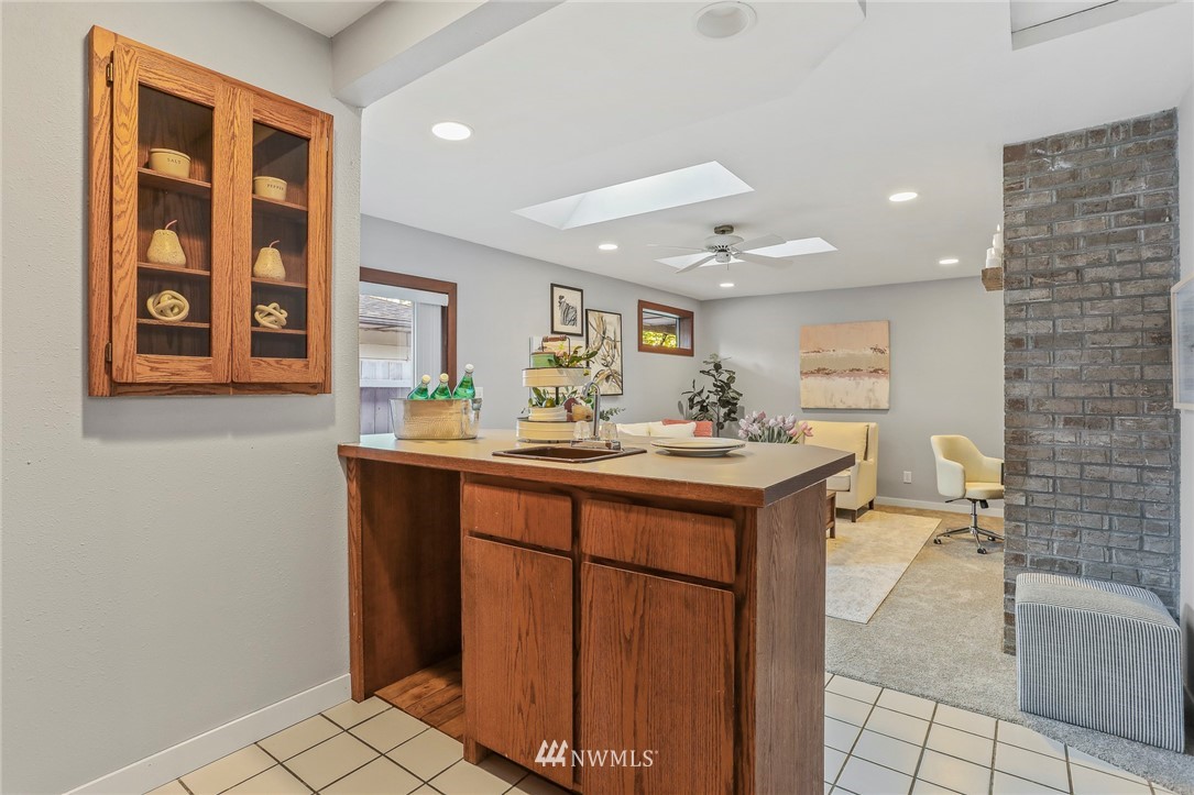 6914 Morgan Road Everett, WA 98203 - Photo 16 of 39