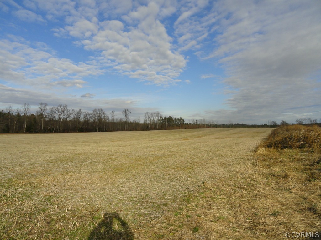 74-10 Sawmill Road Carson, VA 23830 - Photo 4 of 15 a view of an ocean