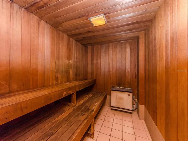 $5,750 | 675 South Gulfview Boulevard, Unit 902, Clearwater Beach, FL 33767