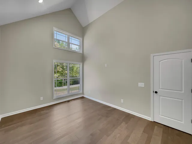 $379,900 | 158 Fox Run Lane, Lafayette, TN 37083