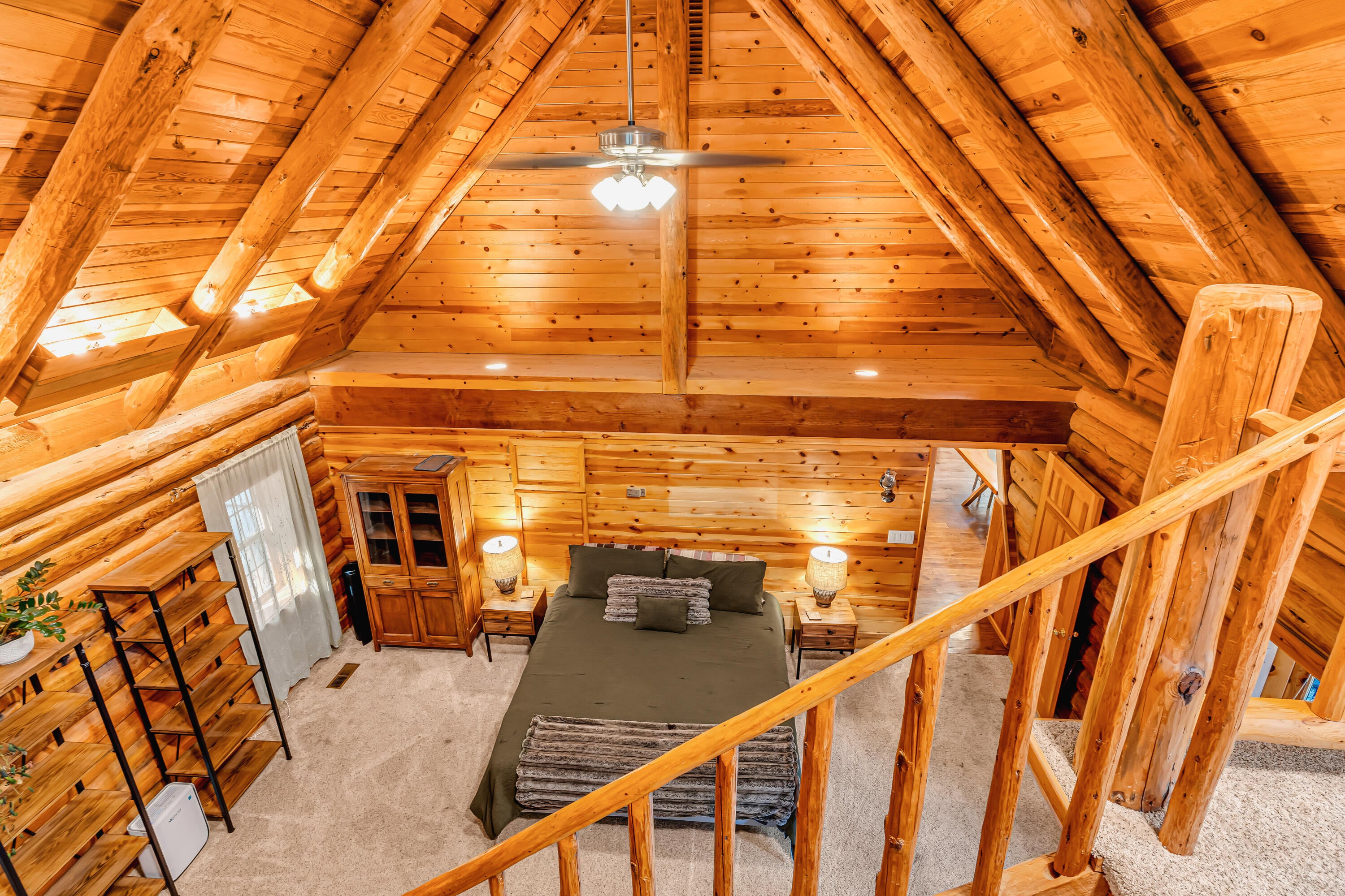 3435 Wards Creek Road Rogue River, OR 97537 - Photo 21 of 61 Primary Bedroom Loft