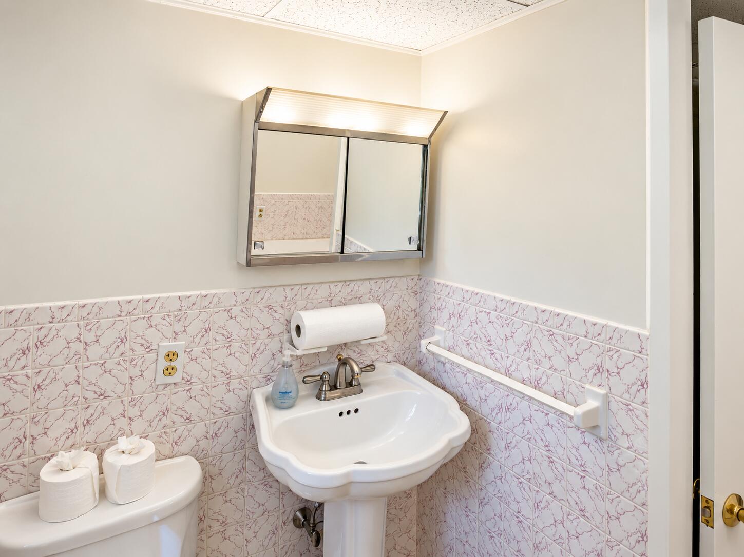 21 First Avenue Hyannis, MA 02601 - Photo 29 of 36 FirstAvenue34