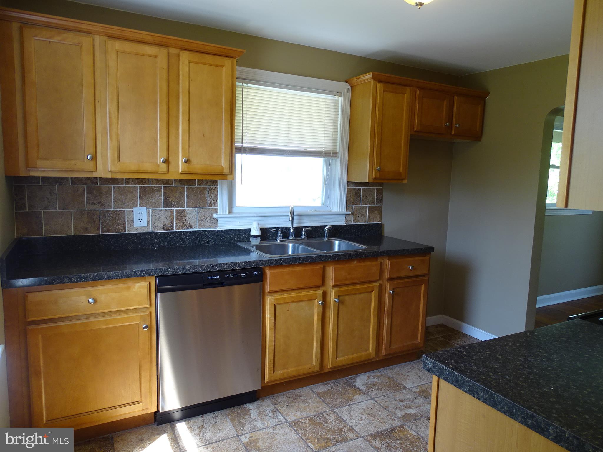 5190 Carlisle Road Dover, PA 17315 - Photo 8 of 32 Gallery Image 8