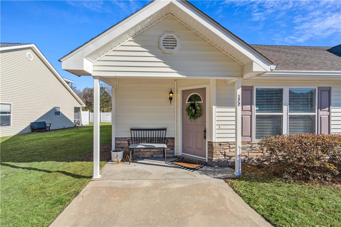 177 Promise Lane Brunswick, GA 31525 - Photo 2 of 20