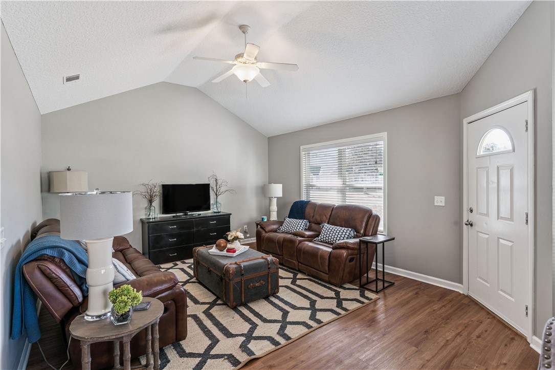 177 Promise Lane Brunswick, GA 31525 - Photo 4 of 20