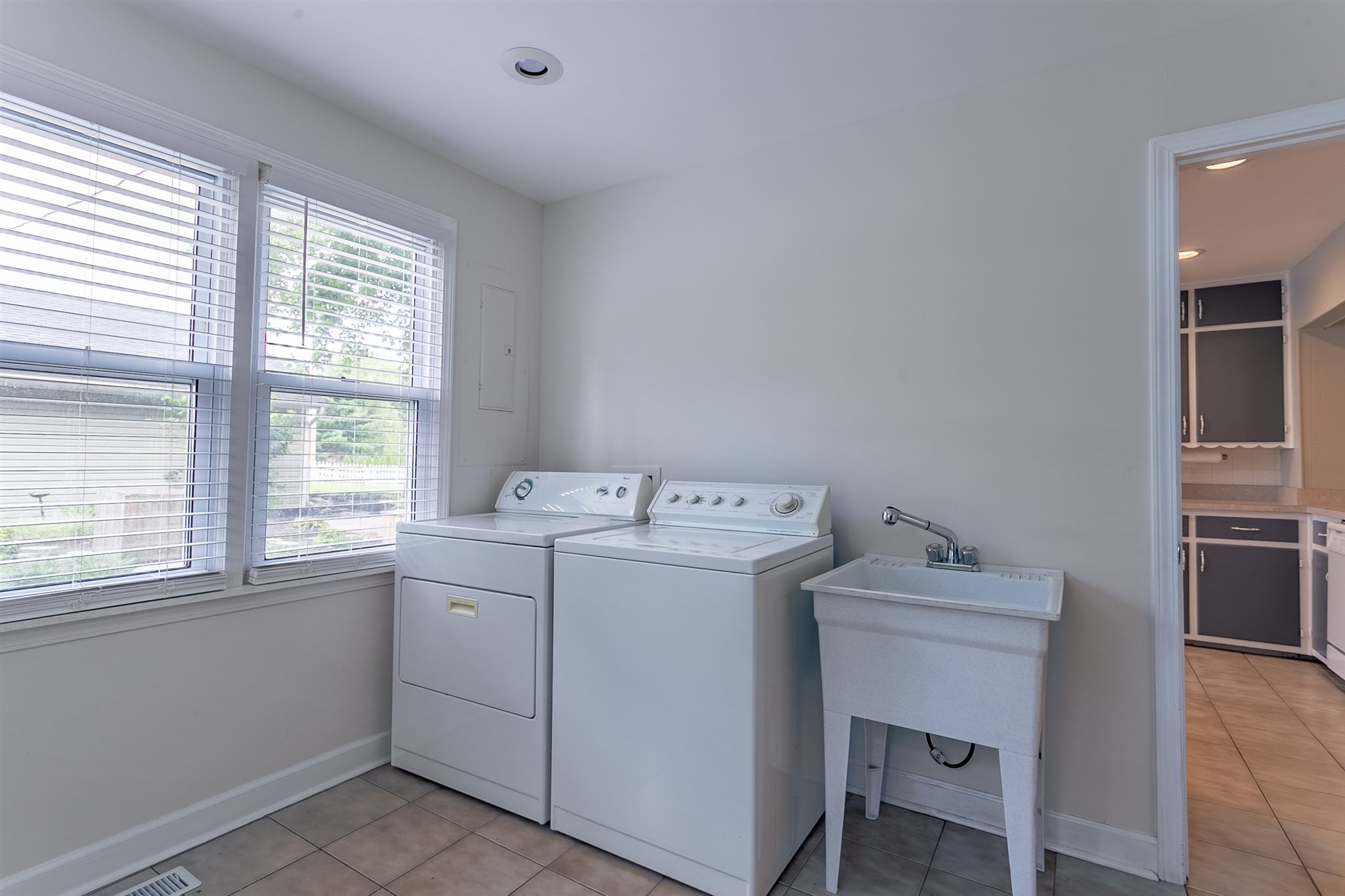 6722 Jenner Road Newburgh, IN 47630 - Photo 26 of 35 Gallery Image 26