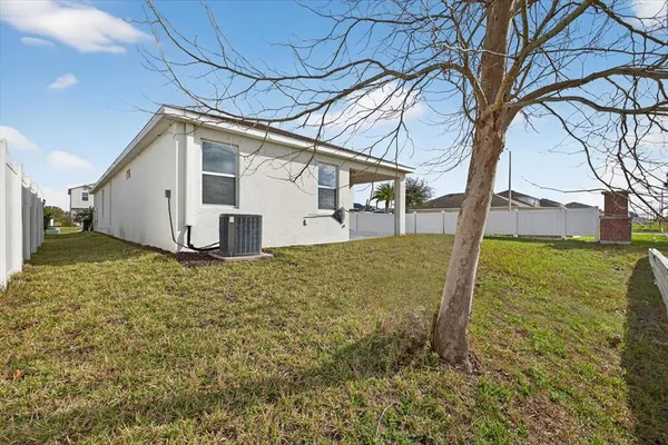 $299,999 | 11883 Brighton Knoll Loop, Riverview, FL 33579