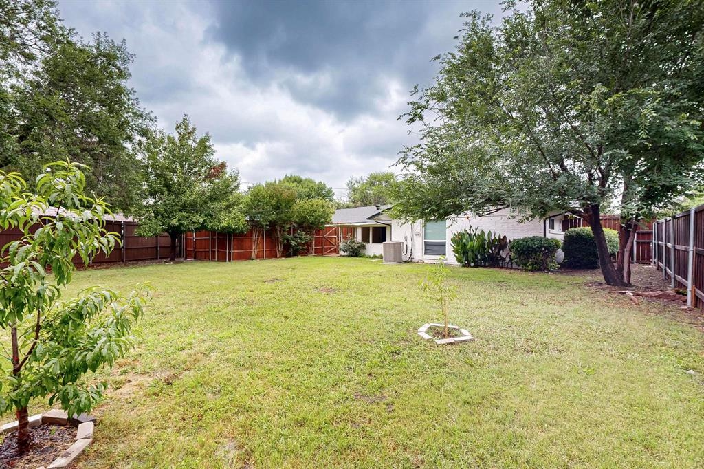 3264 Northaven Road Dallas, TX 75229 - Photo 30 of 35 View of yard featuring cooling unit