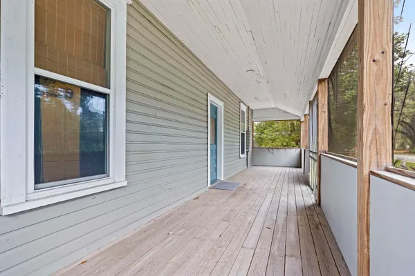 $180,000 | 242 Northeast Bellville Road, Pinetta, FL 32350