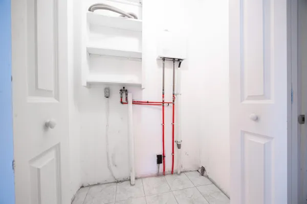 $180,000 | 242 Northeast Bellville Road, Pinetta, FL 32350