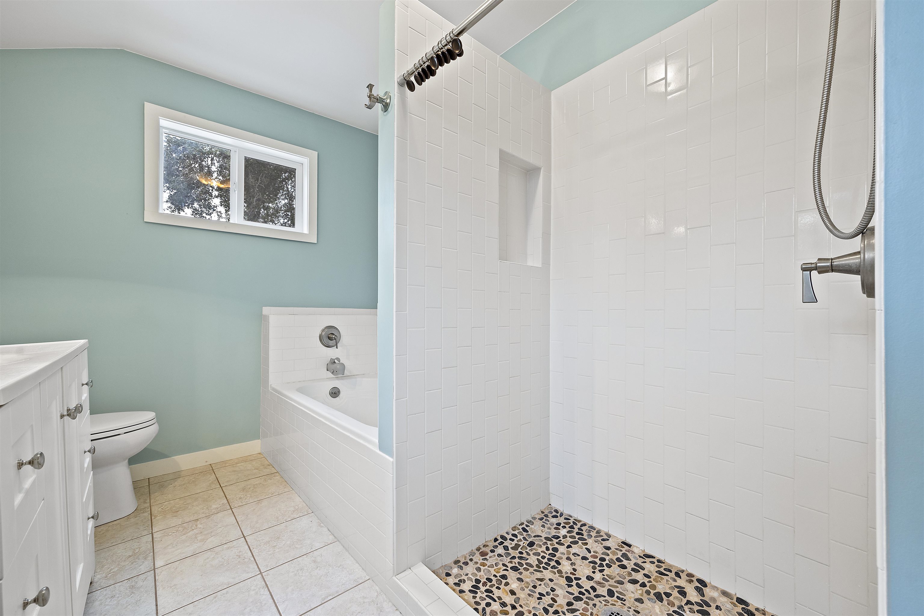 242 Northeast Bellville Road Pinetta, FL 32350 - Photo 19 of 37