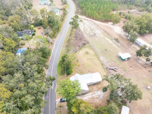 $180,000 | 242 Northeast Bellville Road, Pinetta, FL 32350