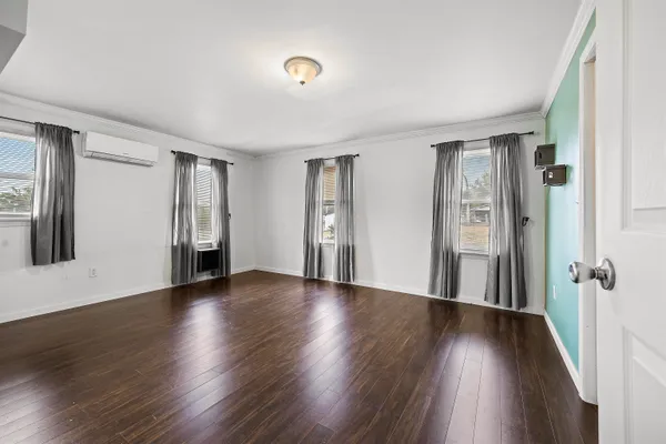 $180,000 | 242 Northeast Bellville Road, Pinetta, FL 32350