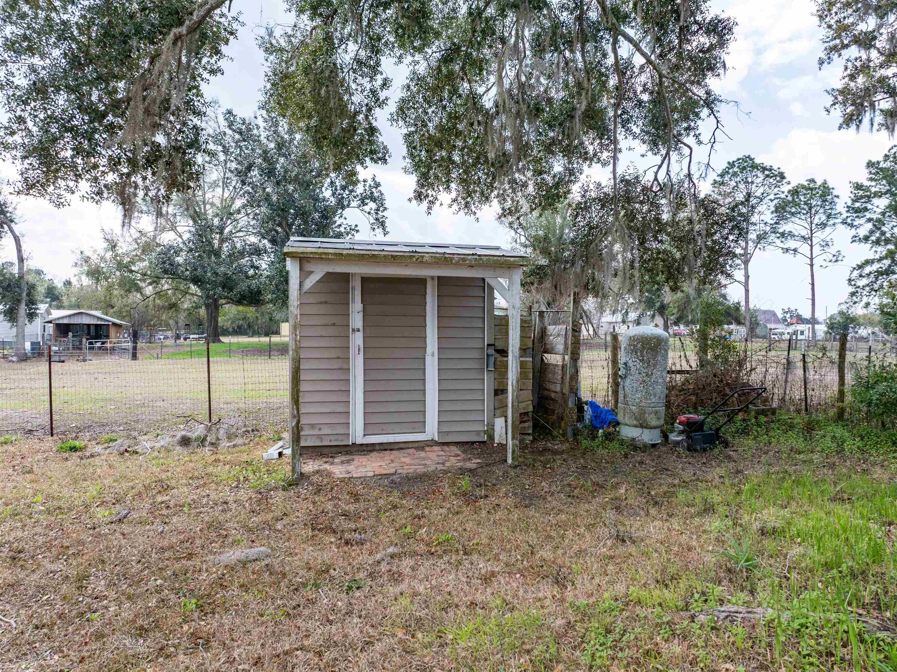 242 Northeast Bellville Road Pinetta, FL 32350 - Photo 30 of 37