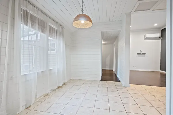 $180,000 | 242 Northeast Bellville Road, Pinetta, FL 32350