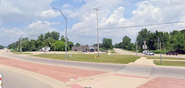 $99,000 | 4417 Remembrance Road Northwest, Grand Rapids, MI 49534