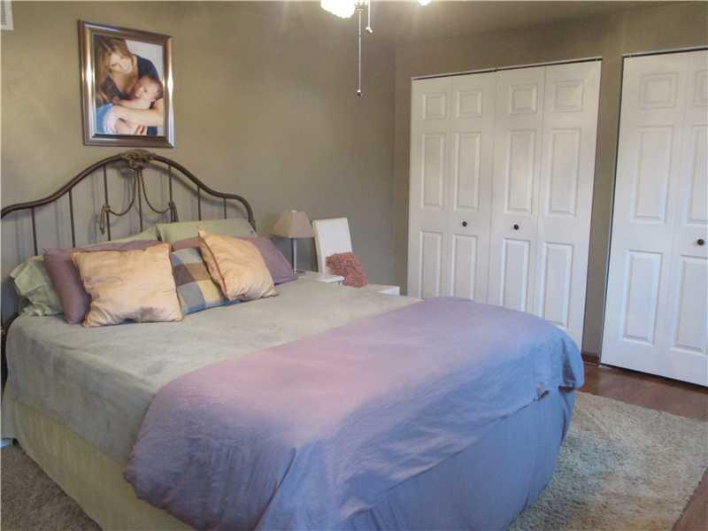 134 Parkedge Road Green Tree, PA 15220 - Photo 12 of 21 Master Bedroom.
