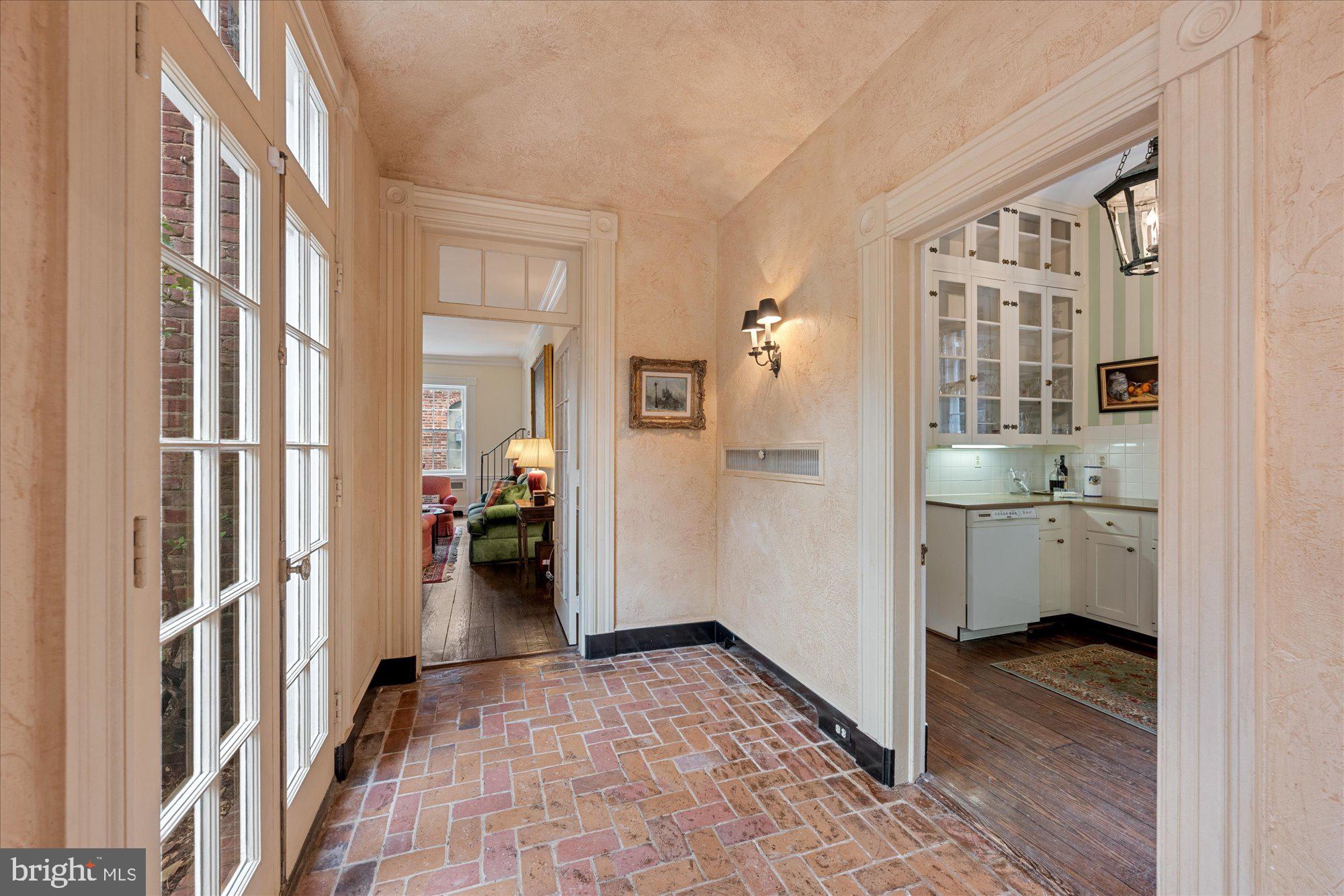 2805 P Street Northwest Washington, DC 20007 - Photo 19 of 62