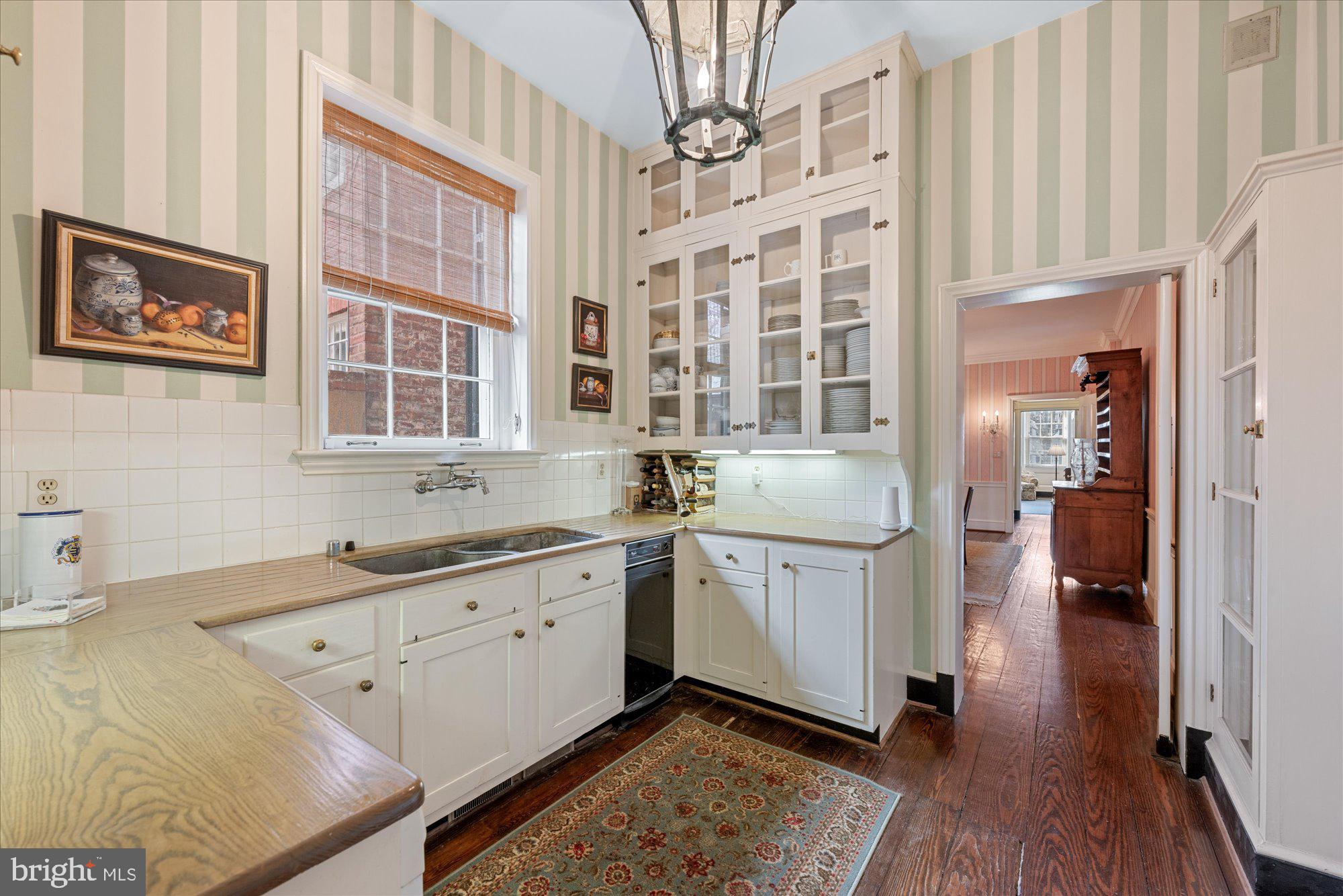 2805 P Street Northwest Washington, DC 20007 - Photo 28 of 62 Butler's Pantry