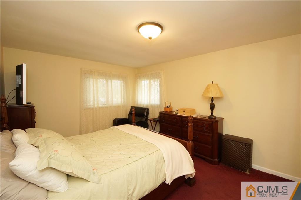 7 Constable Road Kendall Park, NJ 08824 - Photo 15 of 25 Gallery Image 15