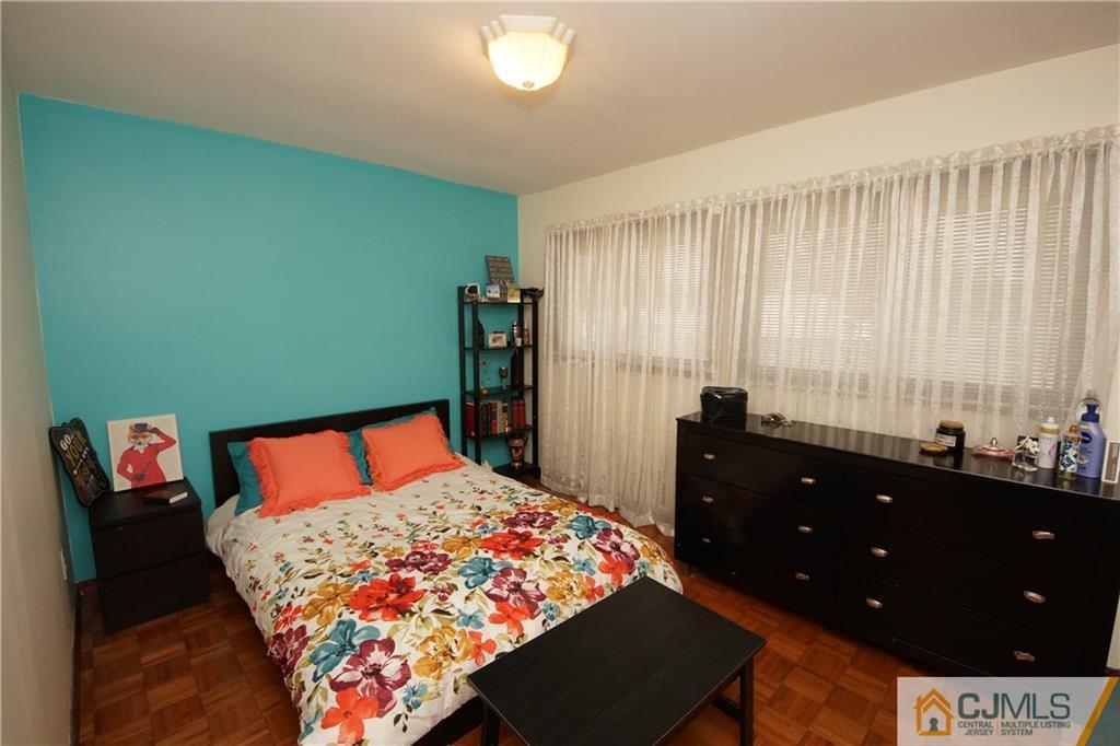 7 Constable Road Kendall Park, NJ 08824 - Photo 18 of 25 Gallery Image 18