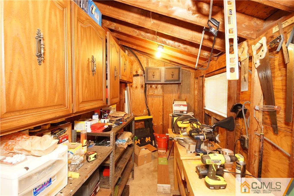7 Constable Road Kendall Park, NJ 08824 - Photo 23 of 25 Gallery Image 23