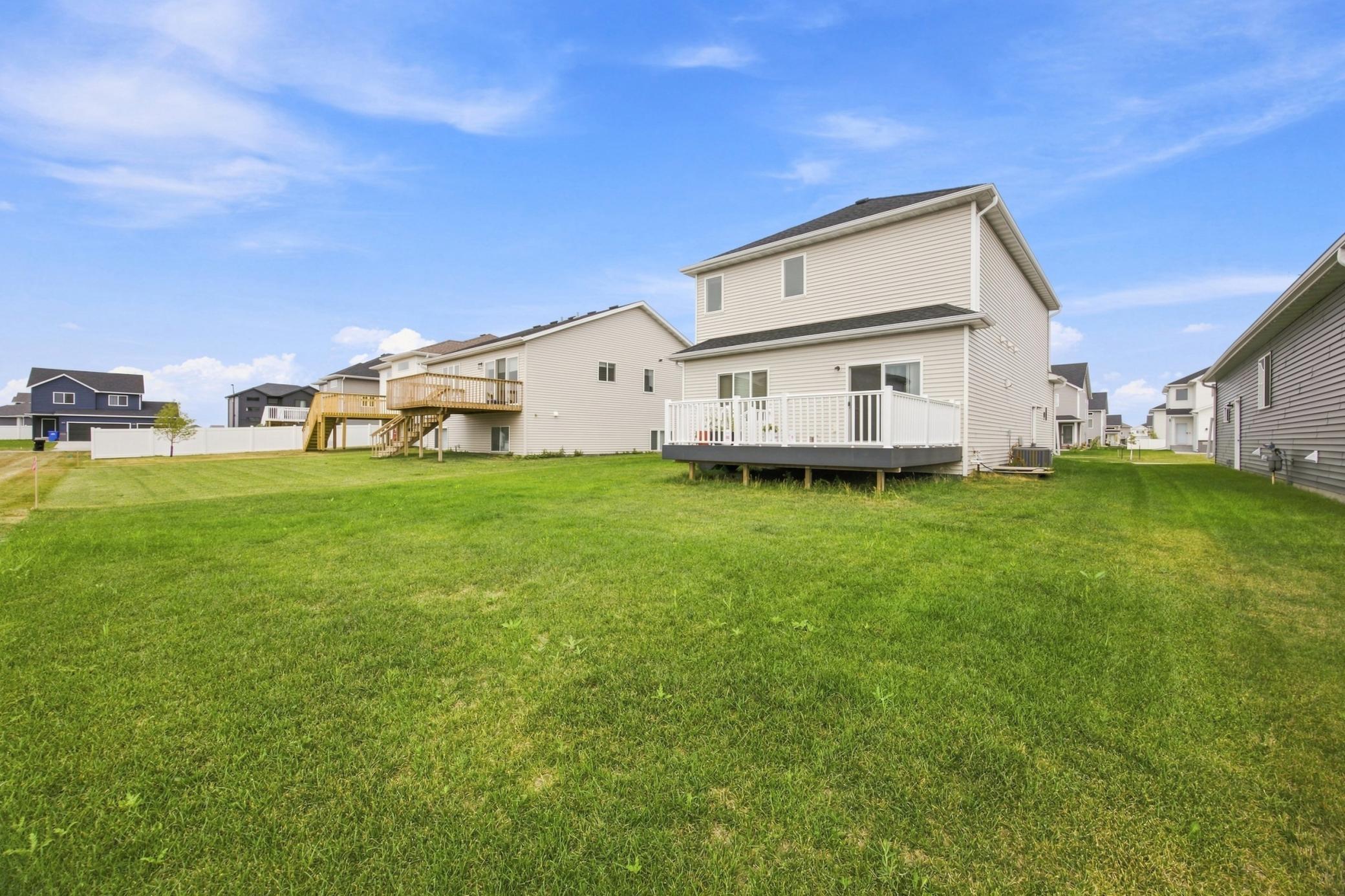 2587 Fulton Loop South Fargo, ND 58104 - Photo 27 of 39 Gallery Image 27