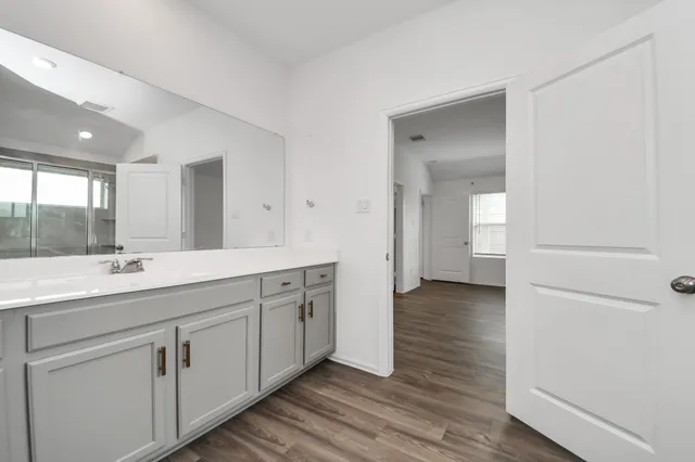 $299,999 | 14230 Elrington Holw Trail, Rosharon, TX 77583