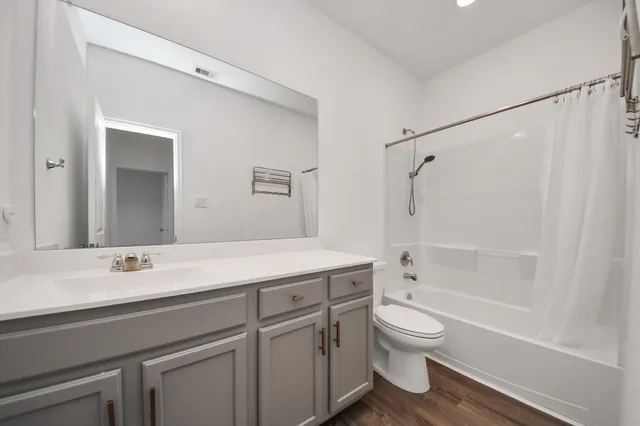 $299,999 | 14230 Elrington Holw Trail, Rosharon, TX 77583