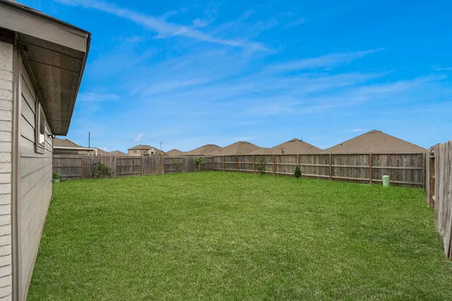 $299,999 | 14230 Elrington Holw Trail, Rosharon, TX 77583