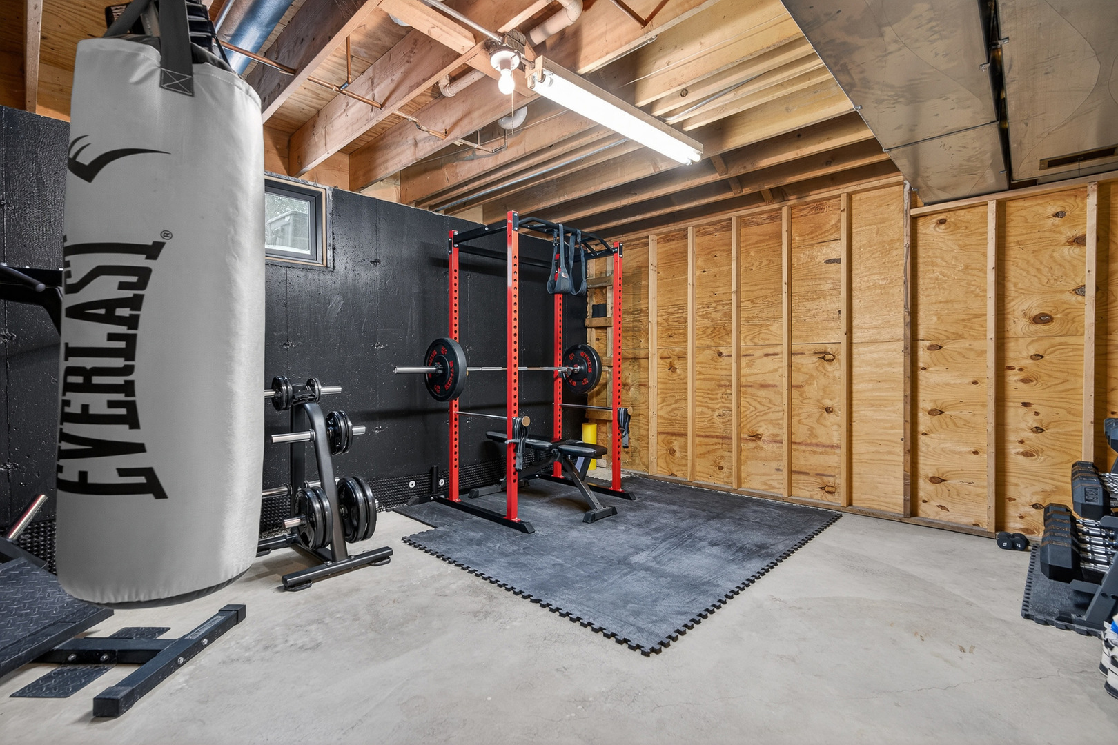 1275 Country Club Road Lake Zurich, IL 60047 - Photo 34 of 49 a view of a room with gym equipment