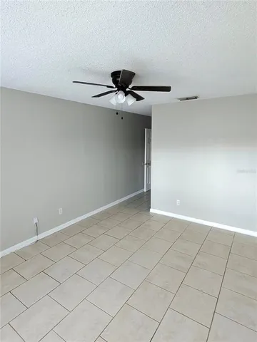 $1,650 | 1912 Crown Park Drive, Valrico, FL 33594