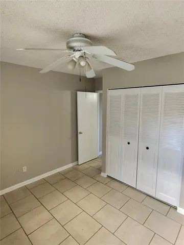 $1,650 | 1912 Crown Park Drive, Valrico, FL 33594