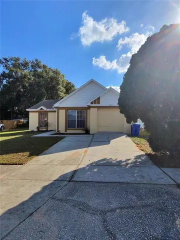 $1,650 | 1912 Crown Park Drive, Valrico, FL 33594