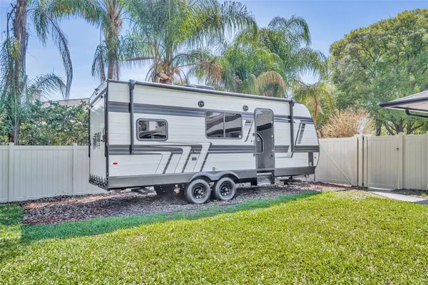 $599,000 | 853 Pine Shadow Drive, Apopka, FL 32712