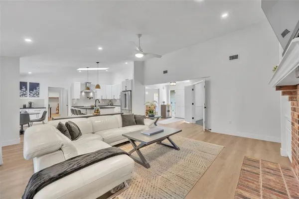 $599,000 | 853 Pine Shadow Drive, Apopka, FL 32712