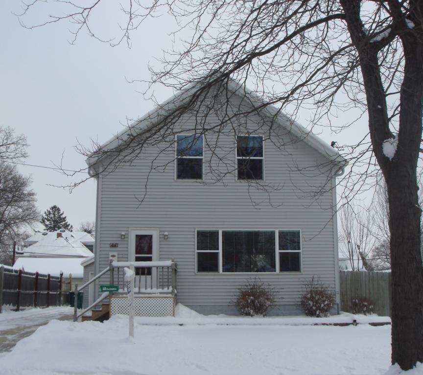 408 10th Avenue Northeast Rochester, MN 55906 - Photo 1 of 1