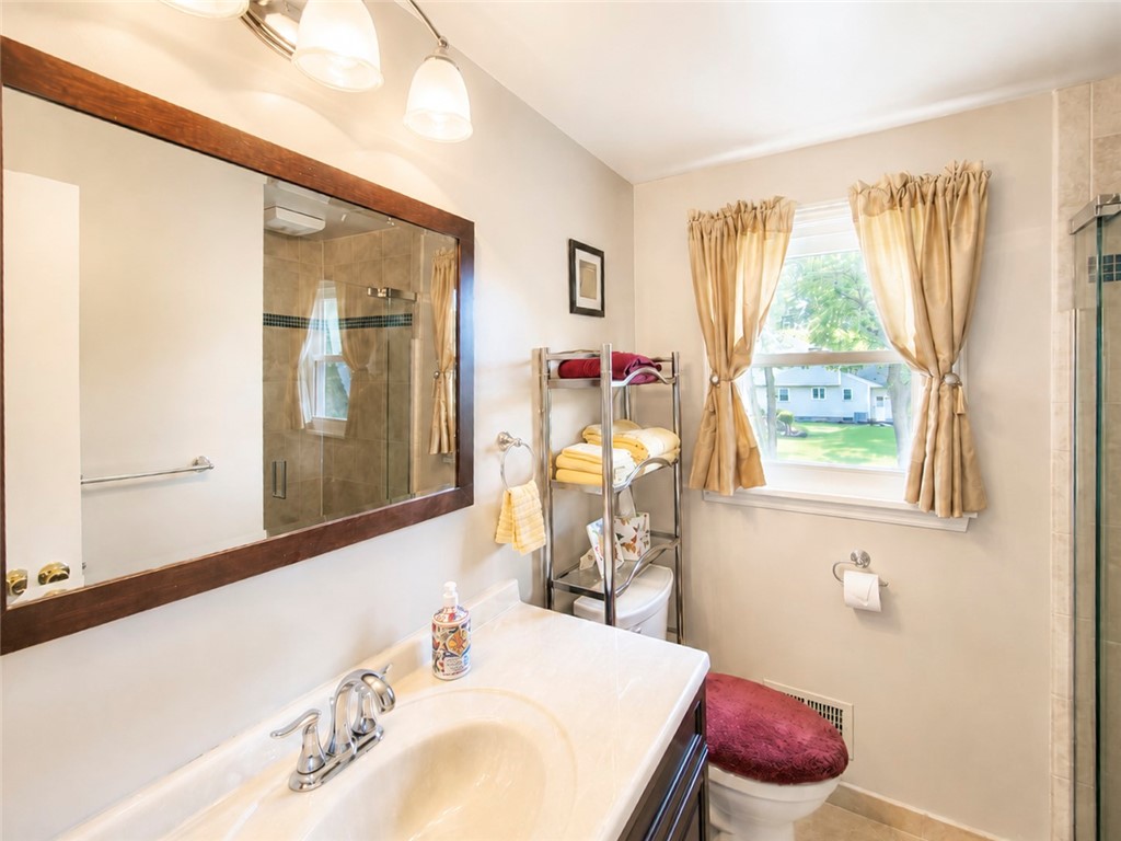 76 Bromley Road Pittsford, NY 14534 - Photo 32 of 50