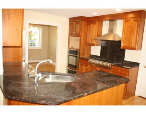 6 Lee Road Deerfield, MA 01373 - Photo 5 of 21 Gallery Image 5