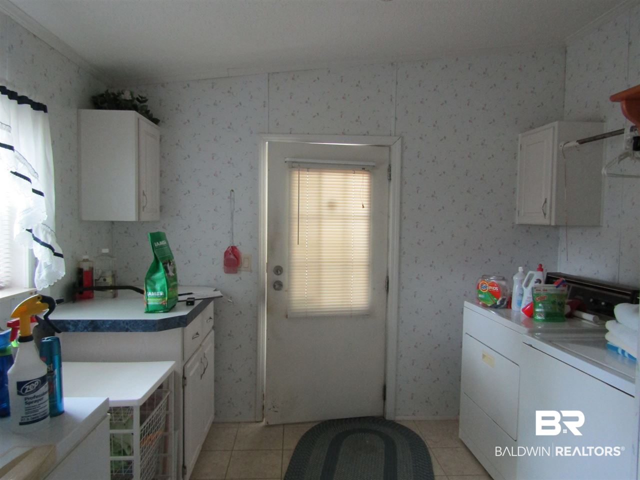 1860 Suavez Circle Lillian, AL 36549 - Photo 19 of 38 Laundry Room