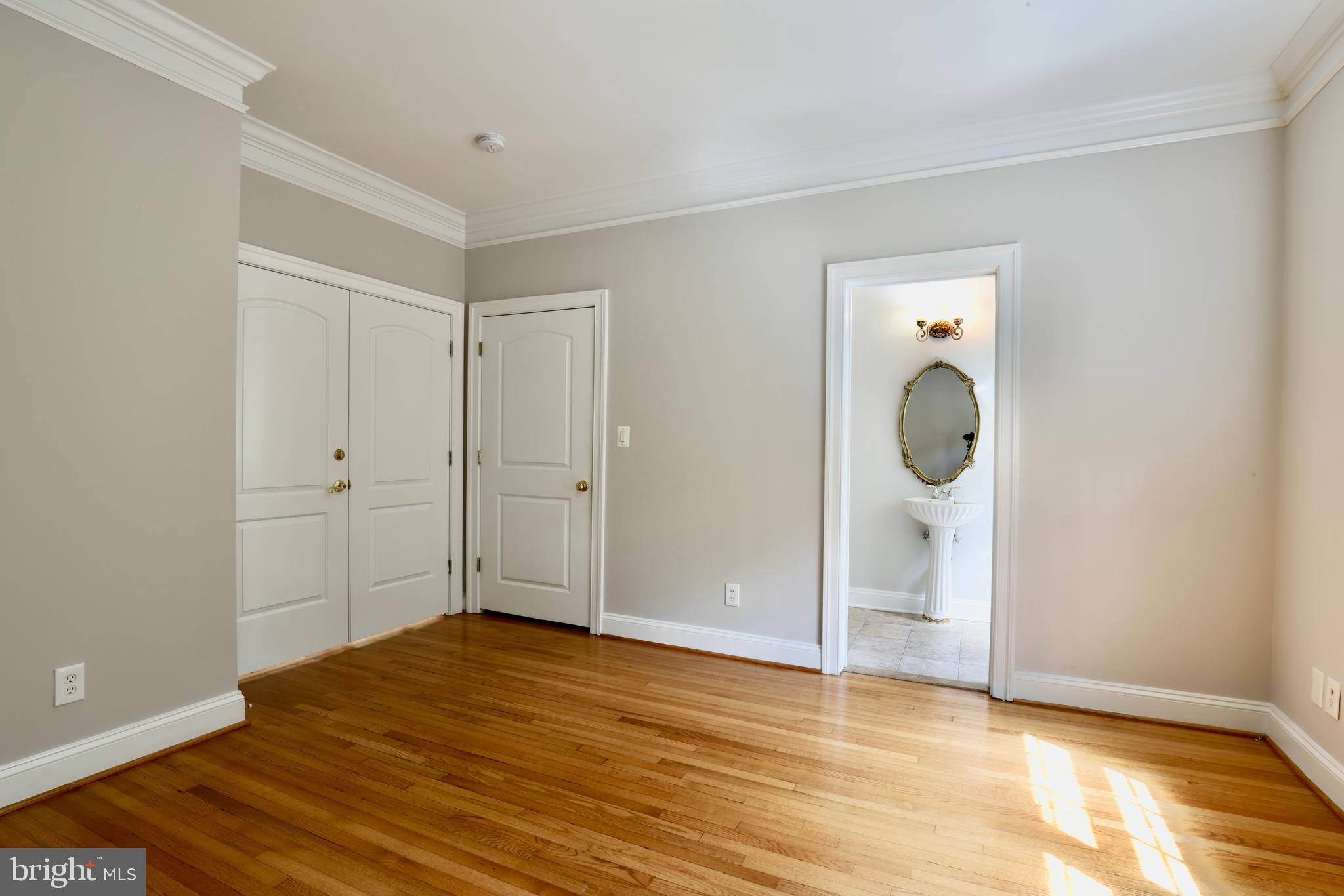 1310 Forestwood Drive McLean, VA 22101 - Photo 14 of 55 a view of a livingroom with wooden floor