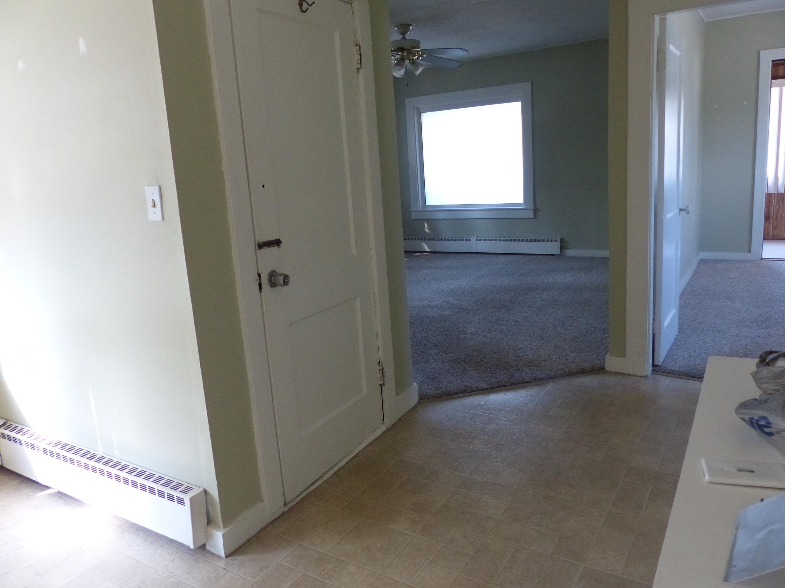 141 Calef Road, Unit 2 Manchester, NH 03103 - Photo 15 of 17