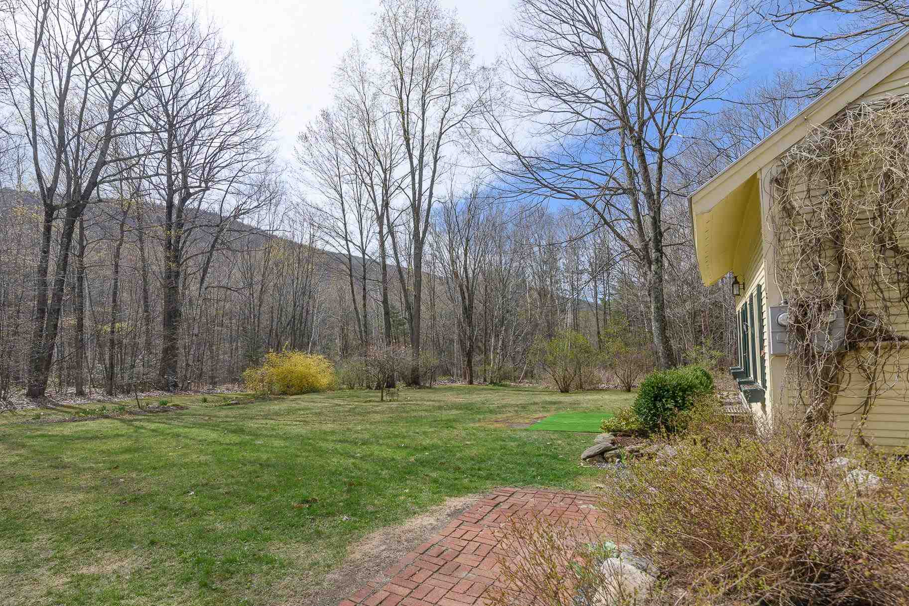 26 Old Peru Road Winhall, VT 05255 - Photo 4 of 14 Gallery Image 4