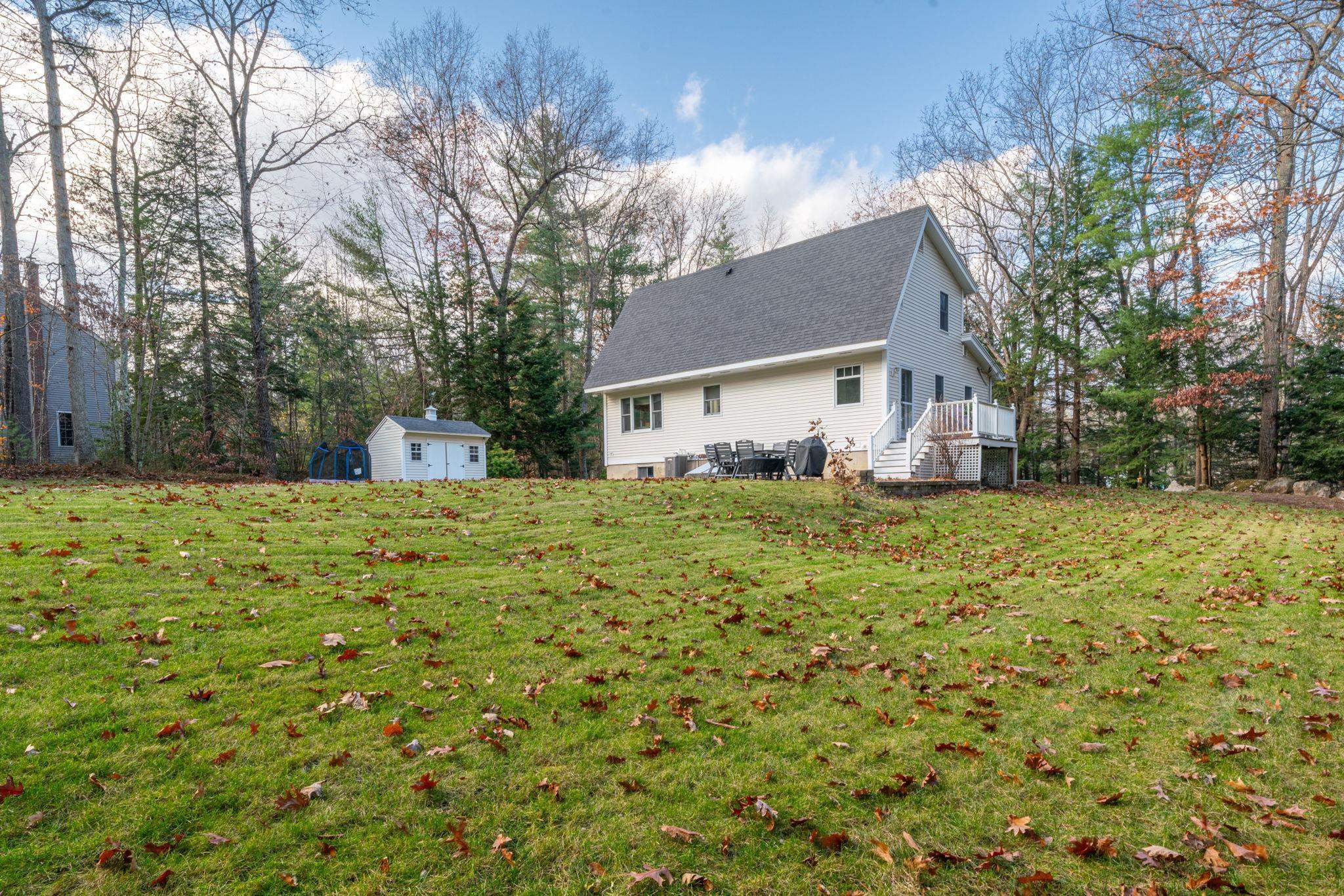 3 Spring Road Amherst, NH 03031 - Photo 13 of 53