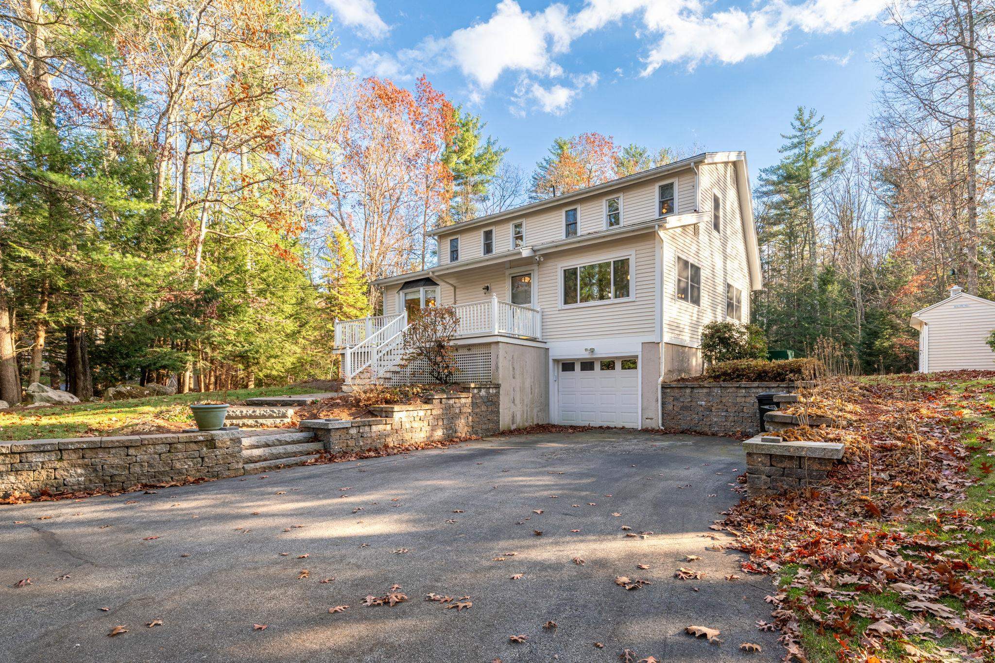 3 Spring Road Amherst, NH 03031 - Photo 2 of 53