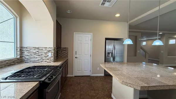 $2,675 | 6451 Parrot Ridge Court, Las Vegas, NV 89139