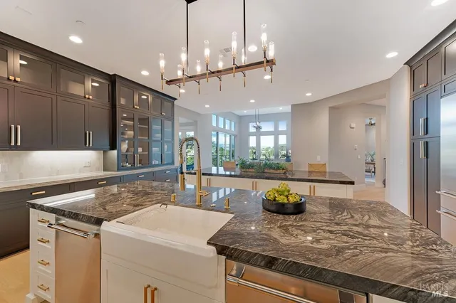 $3,975,000 | 22 Oak Knoll Court, Petaluma, CA 94952