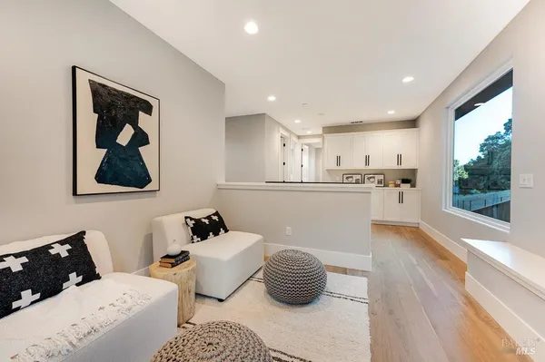 $3,499,999 | 22 Oak Knoll Court, Petaluma, CA 94952