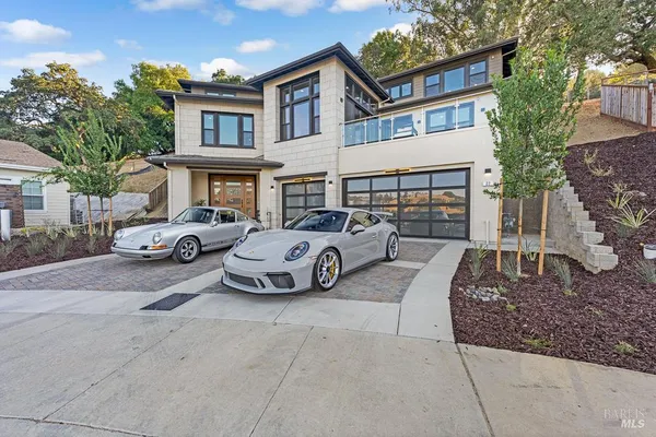 $3,499,999 | 22 Oak Knoll Court, Petaluma, CA 94952